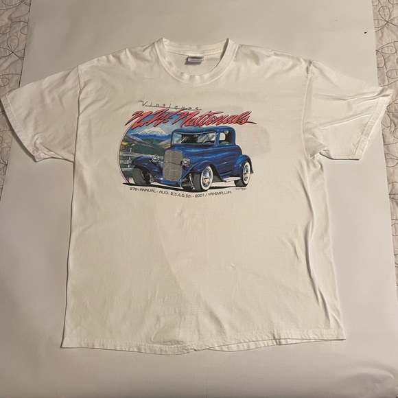 Hanes Other - Vintage Car t-shirt
